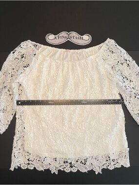 Pinky White Lace Off-Shoulder Floral Top